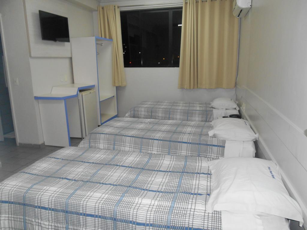 Titao Plaza Hotel กัมปีนากรันเด ห้อง รูปภาพ