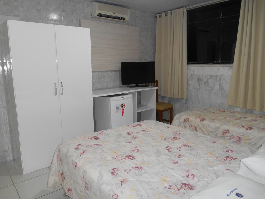 Titao Plaza Hotel กัมปีนากรันเด ภายนอก รูปภาพ