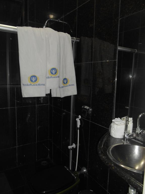 Titao Plaza Hotel กัมปีนากรันเด ภายนอก รูปภาพ