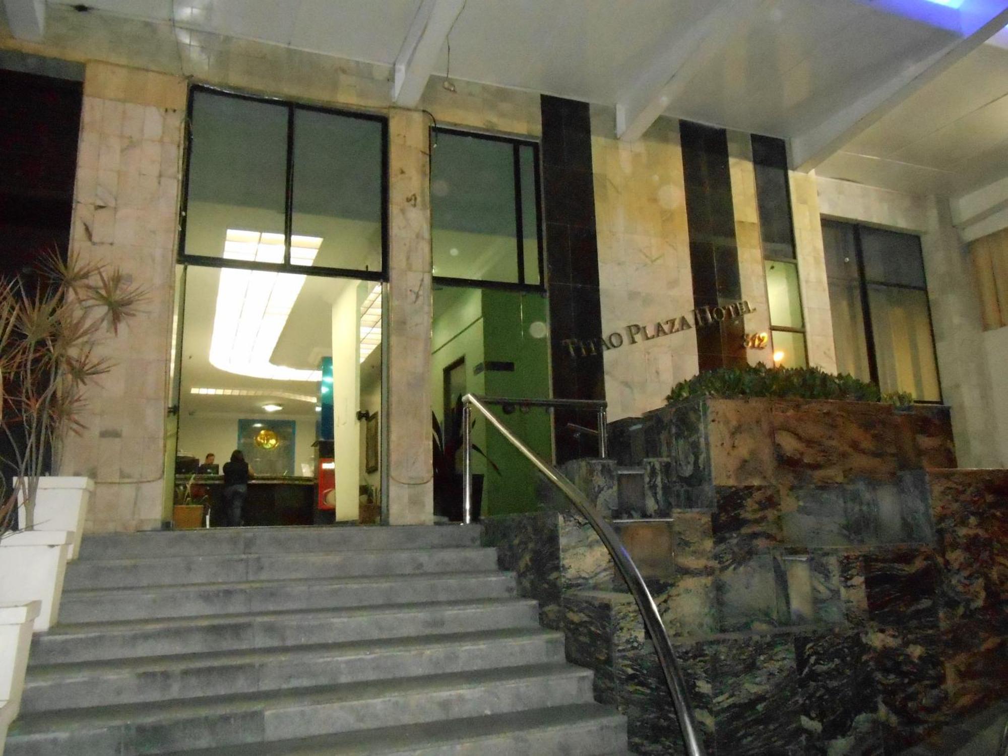 Titao Plaza Hotel กัมปีนากรันเด ภายนอก รูปภาพ