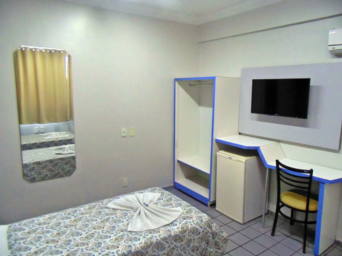 Titao Plaza Hotel กัมปีนากรันเด ภายนอก รูปภาพ