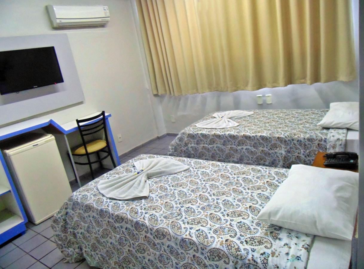 Titao Plaza Hotel กัมปีนากรันเด ภายนอก รูปภาพ